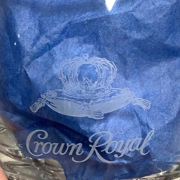 Crown Royal Set of 4 Etched Crystal Low Ball Rocks Glass Whiskey Glasses Barware - Picture 16 of 16